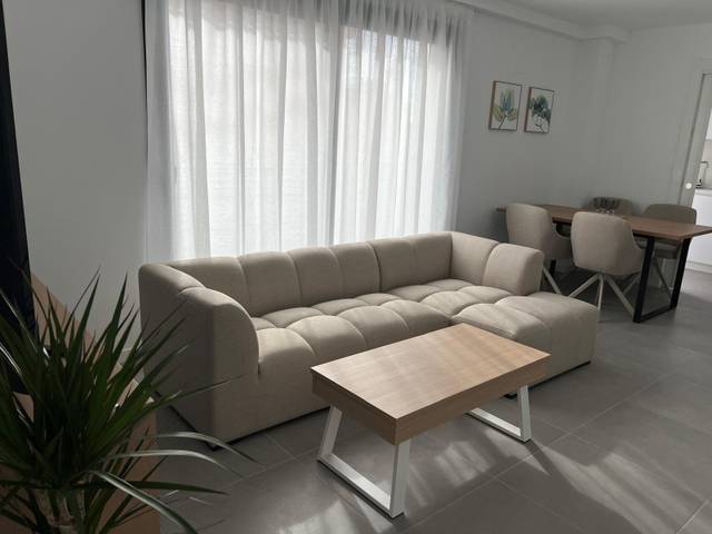 Piso en Alquiler en Calle VIDAL DE BLANES en El Grau