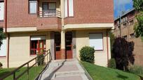 Exterior view of Flat for sale in Castro-Urdiales  with Terrace and Swimming Pool