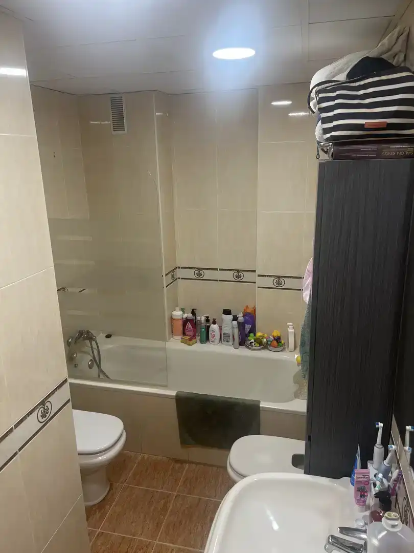 Bathroom of Flat for sale in Torremolinos  with Air Conditioner and Balcony