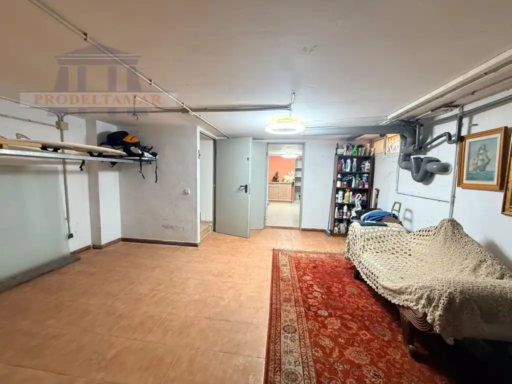 Casa aparellada en venda a Avenida Paris De, imagen 49