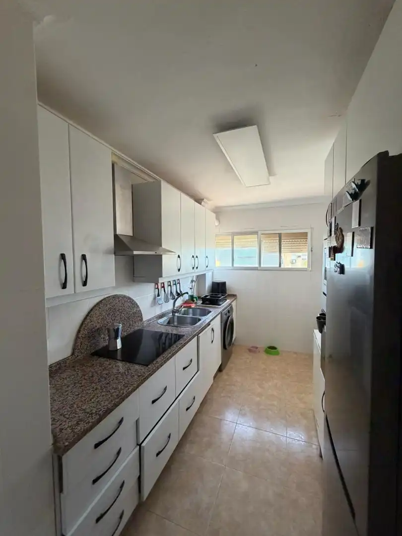 Kitchen of Flat for sale in Sevilla  with Air Conditioner and Terrace