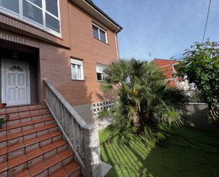 Jardí de Casa adosada en venda en Ponferrada