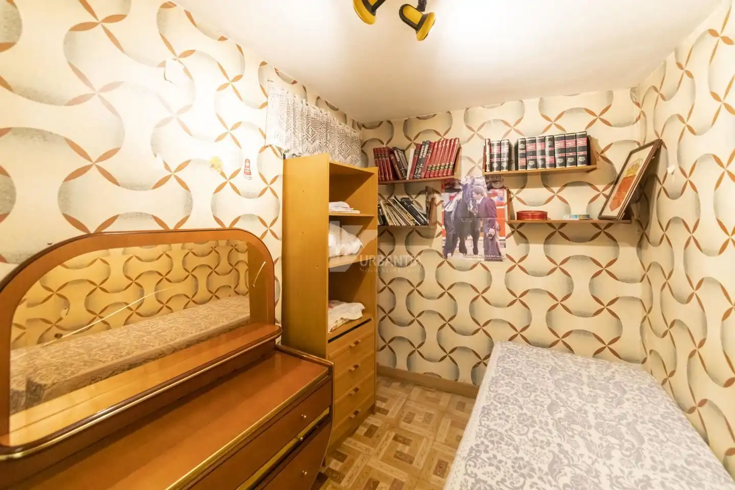 Bedroom of Houses for sale in Miranda de Arga  with Heating, Parquet flooring and Storage room