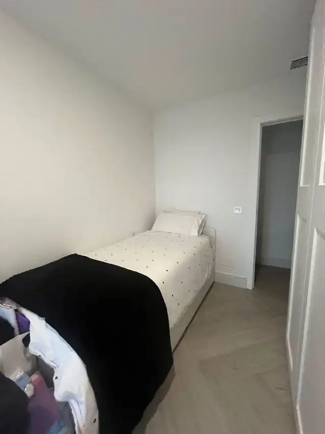 Schlafzimmer von Wohnung zum Verkauf in Algeciras mit Klimaanlage