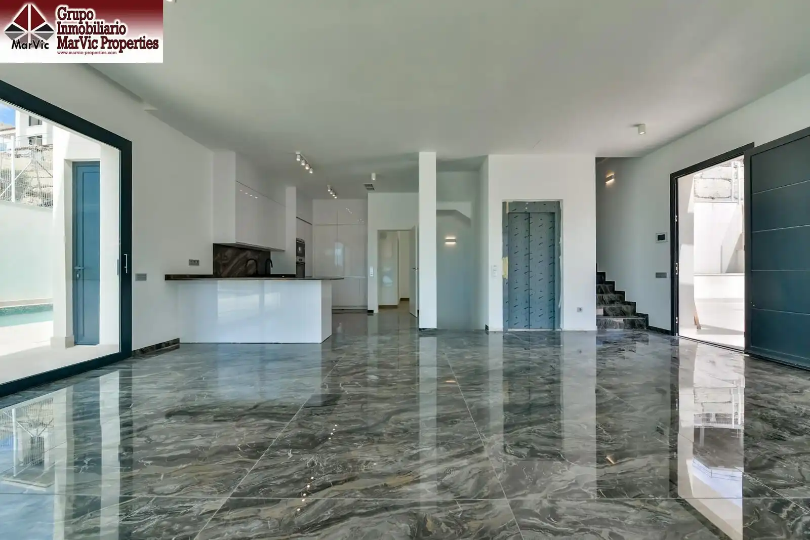 Villa mit Pool zum Verkauf in Golf Bahía, imagen 19