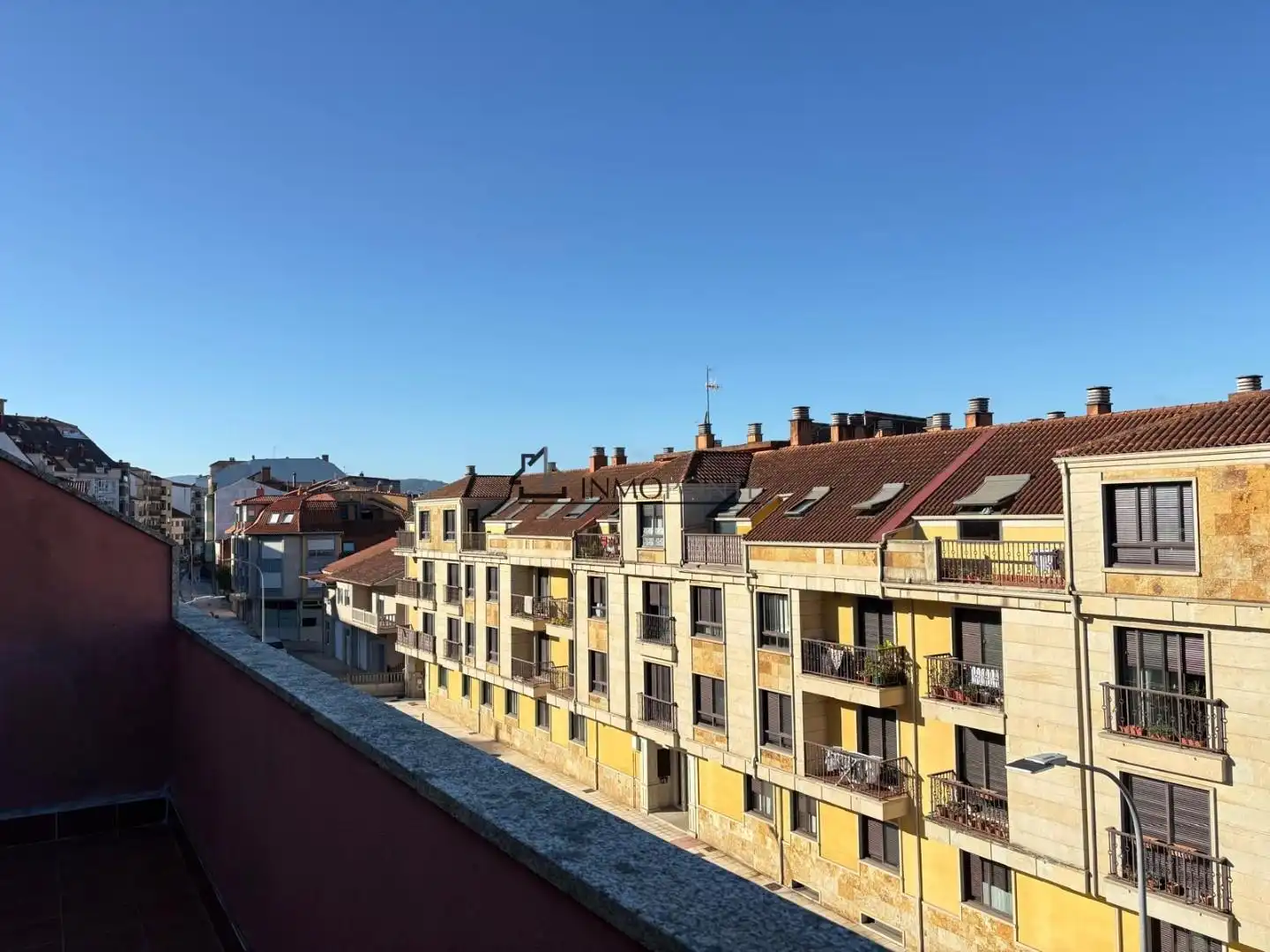 Terrasse von Wohnungen zur Miete in O Burgo - Campus Universitario