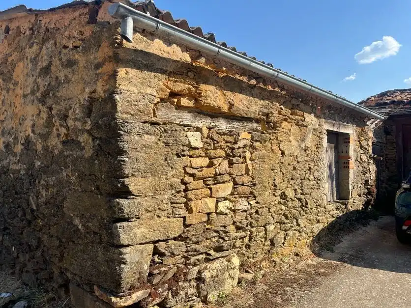Vista exterior de Casa o chalet en venta en Manzanal de Arriba