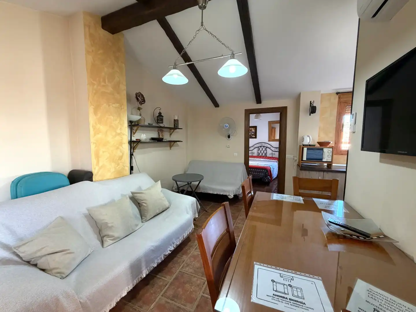 Sala de estar de Casa adosada en venta en Ardales con Aire acondicionado, Terraza y Amueblado