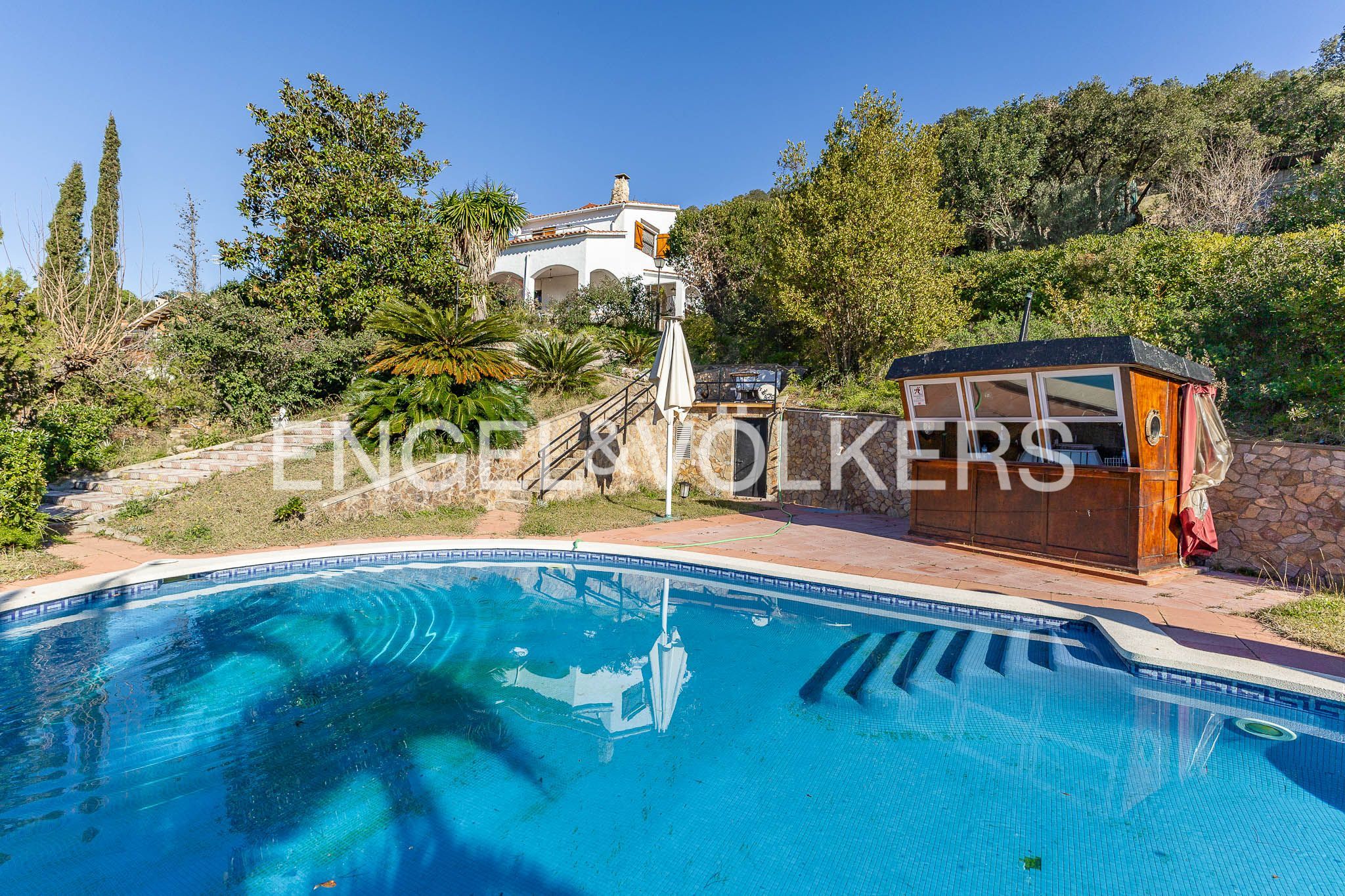 Vista exterior de Casa o xalet en venda en Palafolls amb Calefacció, Jardí privat i Terrassa