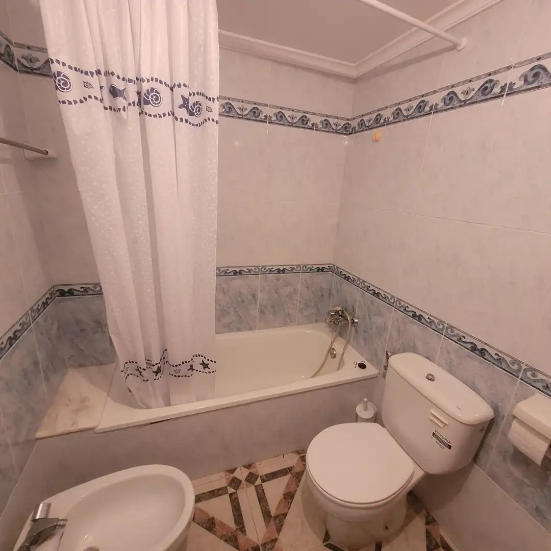 Baño de Casa o chalet en venta en Agres con Jardín privado, Piscina y Amueblado