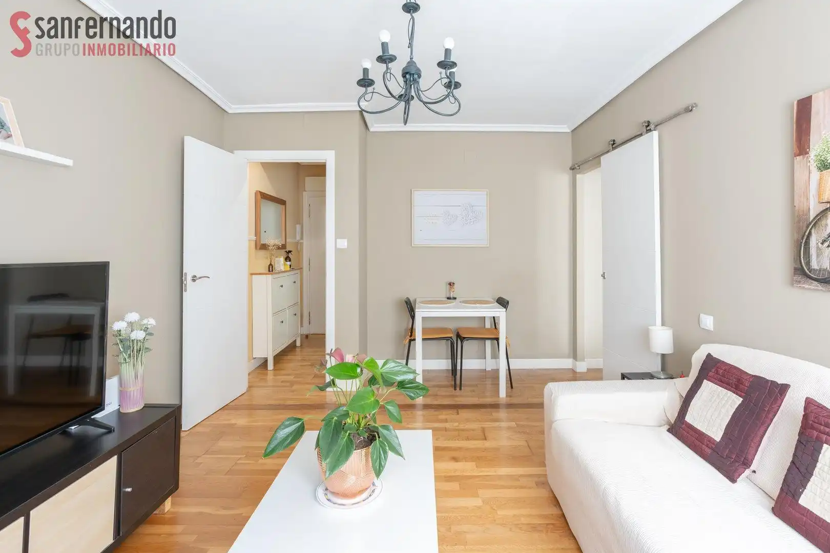 Living room of Flat for sale in Numancia - San Fernando