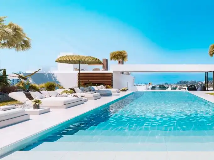 Chalet con piscina en venta en Milla de Oro, imagen 2