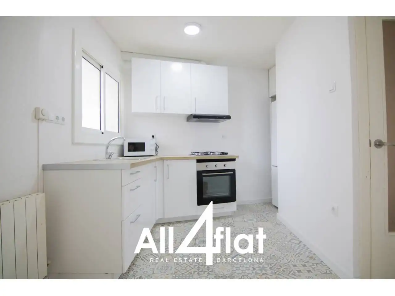 Kitchen of Flat for rent in Barcelona  with Heating, Parquet flooring and Alarm