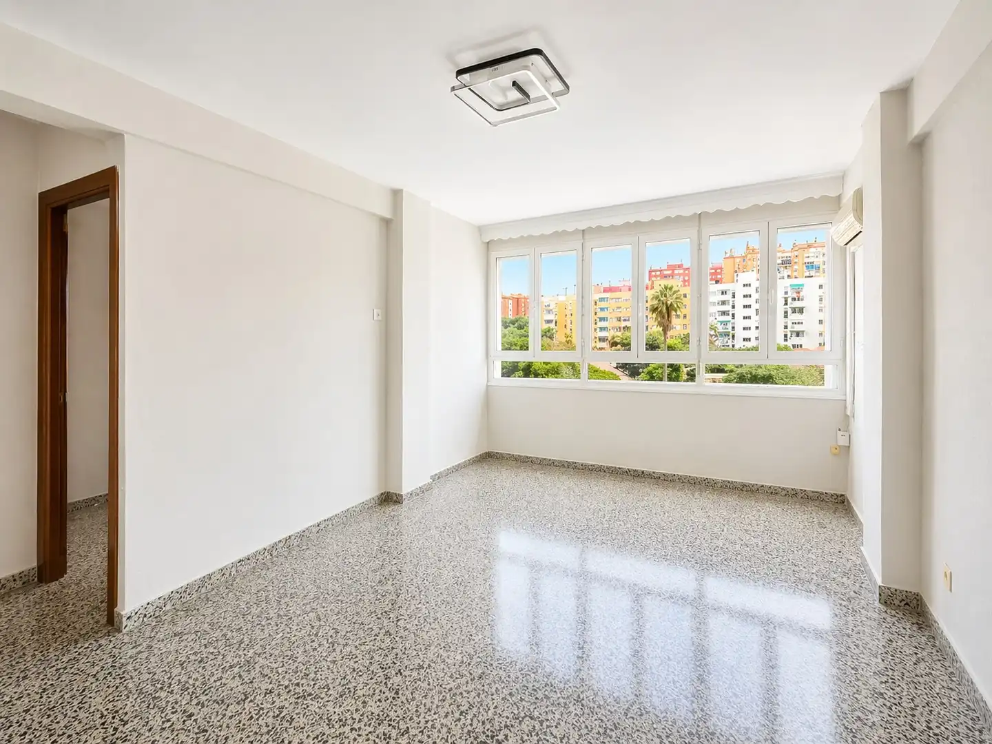 Wohnung mit Aufzug zum Verkauf in Calle Canchal