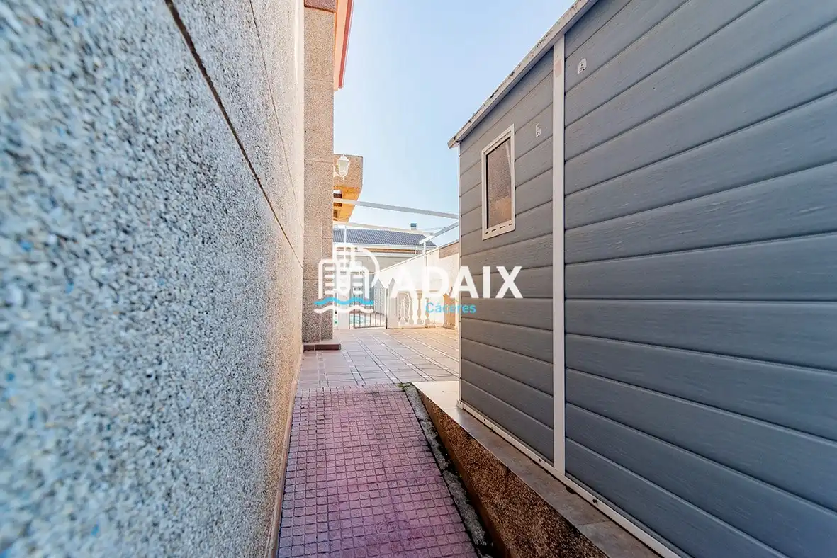 Chalet con terraza en venta en C/ ESCORPIO, imagen 46
