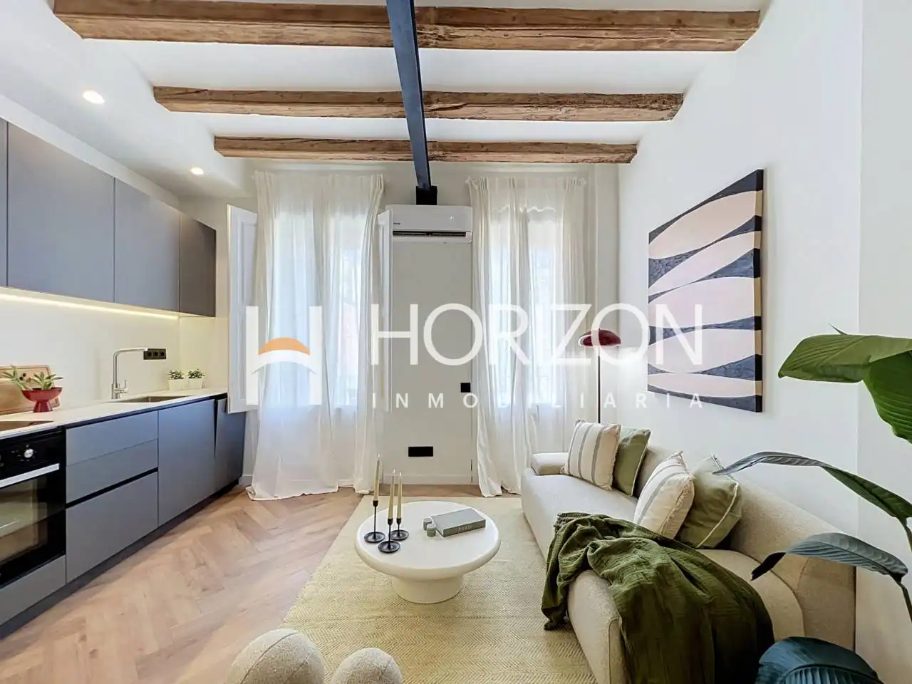 Wohnzimmer von Wohnung zum Verkauf in Barcelona mit Klimaanlage, Heizung und Möbliert