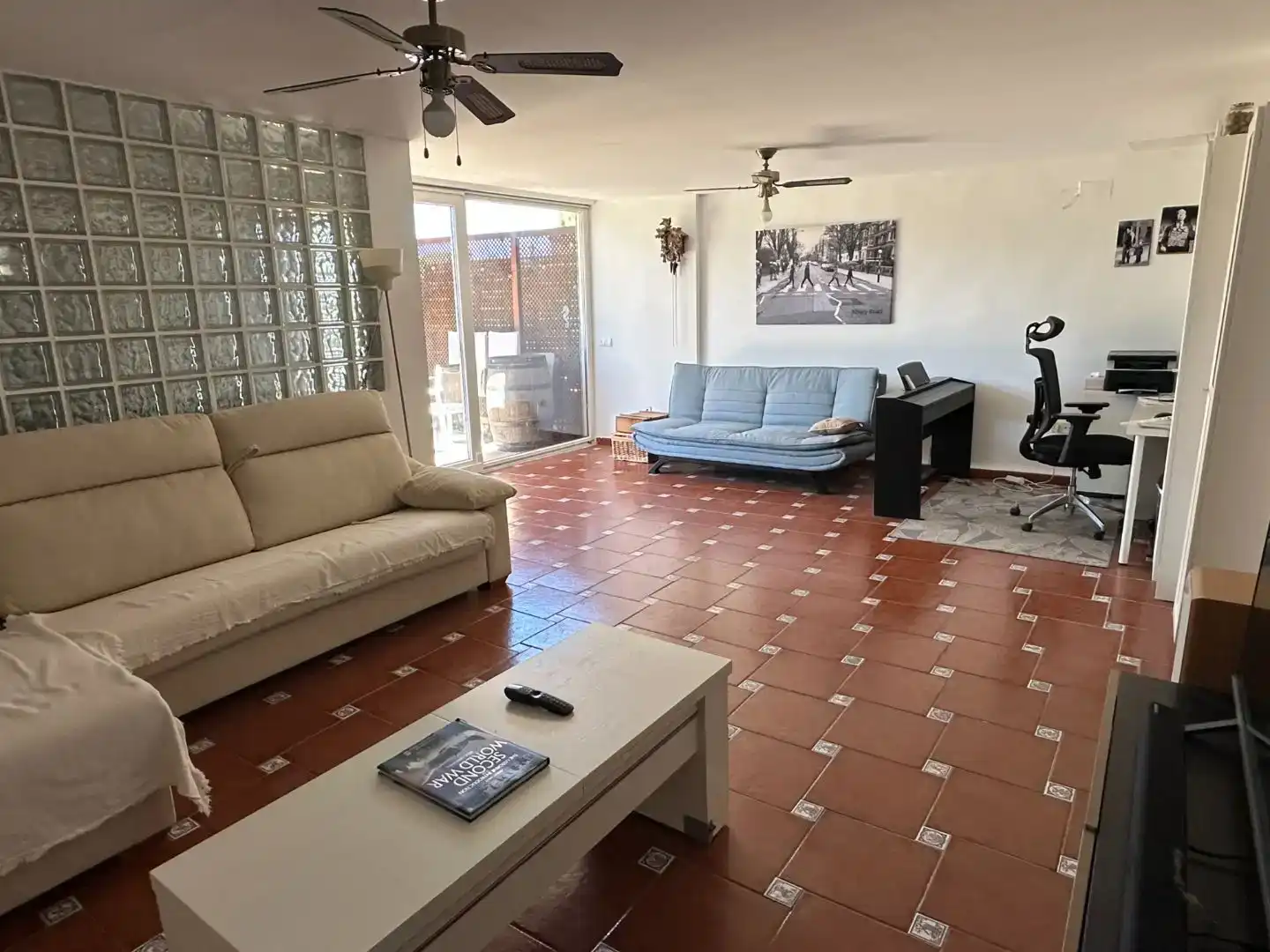 Sala d'estar de Pis en venda en Monte Rozas