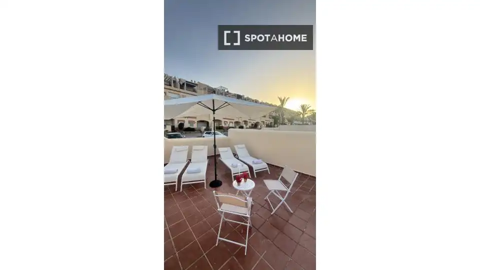Terrassa de Apartament per a compartir en Mijas amb Aire condicionat, Terrassa i Moblat