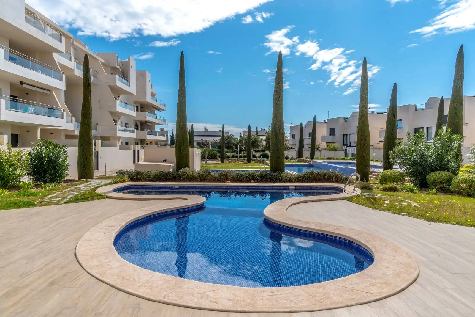 Apartamento con piscina en venta en N/A, imagen 3