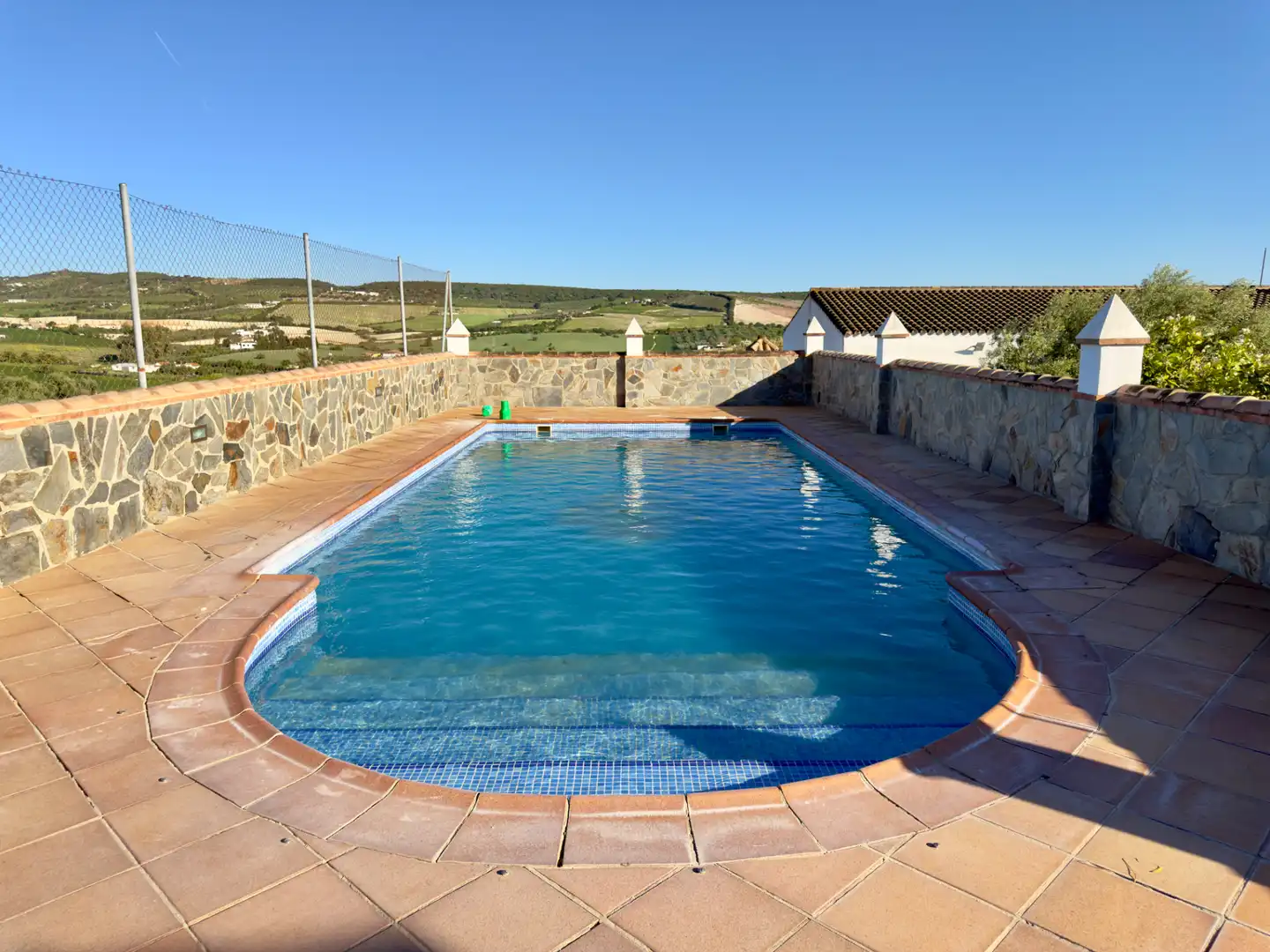 Piscina de Finca rústica en venta en Arcos de la Frontera con Aire acondicionado, Calefacción y Jardín privado