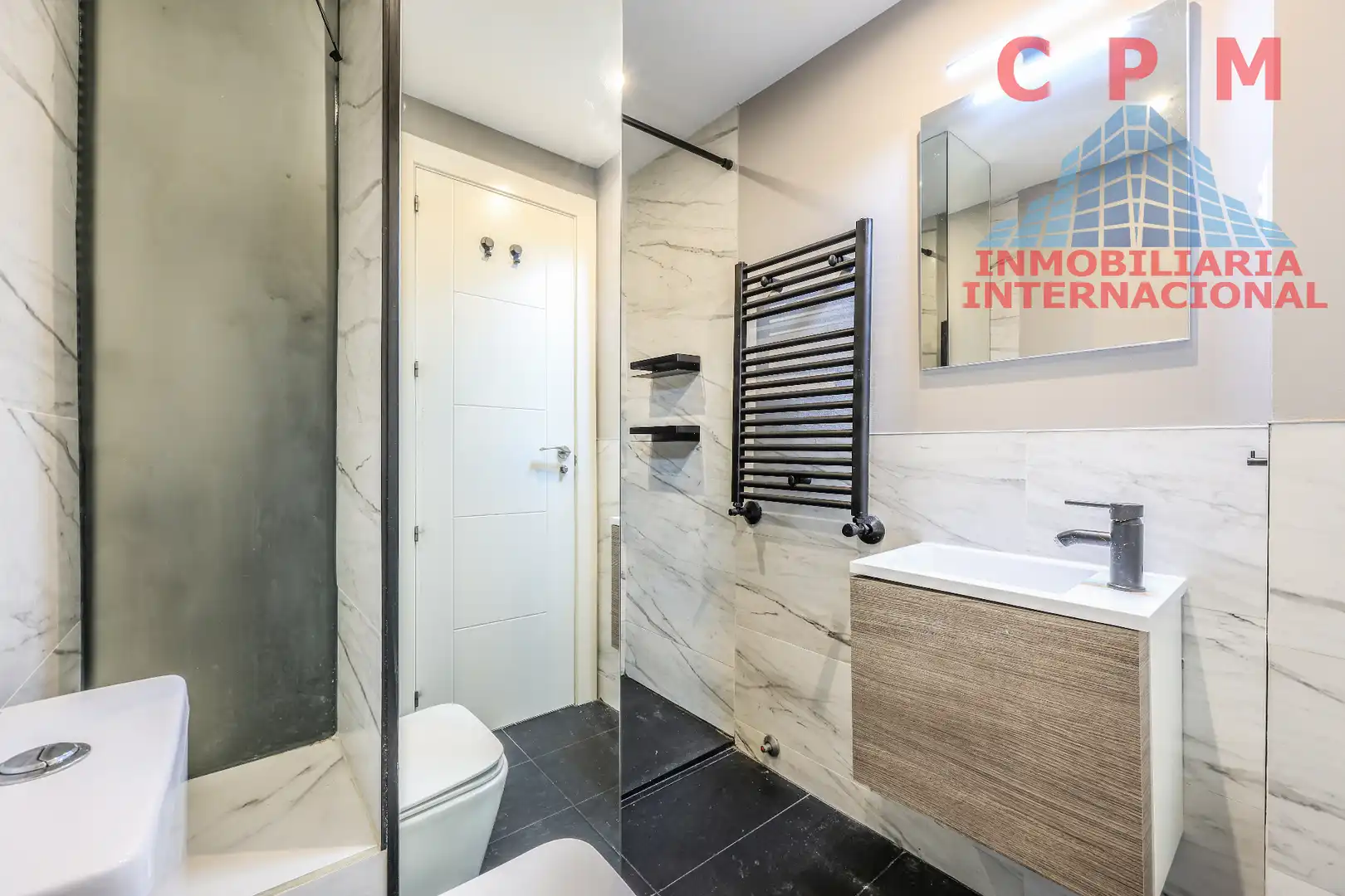 Bathroom of Flat for rent in Las Rozas de Madrid  with Air Conditioner, Heating and Parquet flooring
