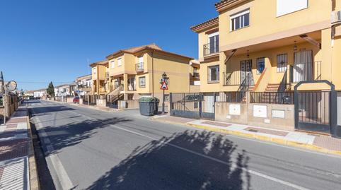 Photo 2 of Single-family semi-detached for sale in Avenida Andalucia, Fuente Vaqueros, Granada