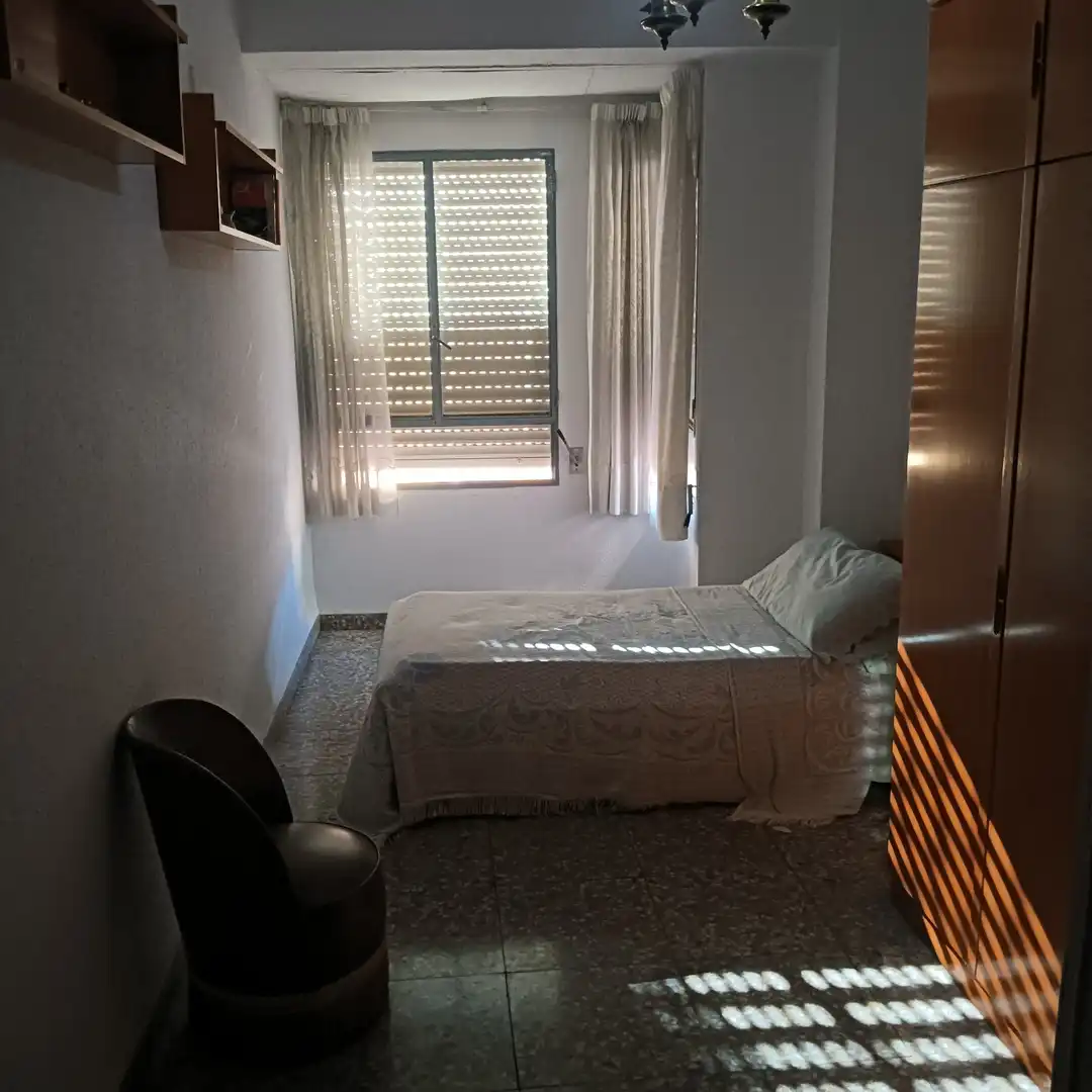 Habitación de Piso en venta en Carcaixent con Aire acondicionado, Calefacción y Amueblado