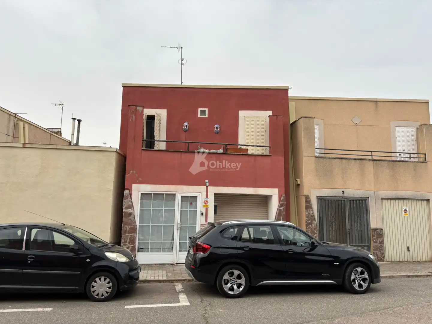 Vista exterior de Casa o xalet en venda en Marchamalo amb Calefacció, Jardí privat i Terrassa