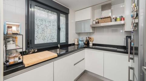 Foto 2 de Casa adosada en venta en Calle del Pico del Pañuelo, Centro Comercial - Hospital, Madrid