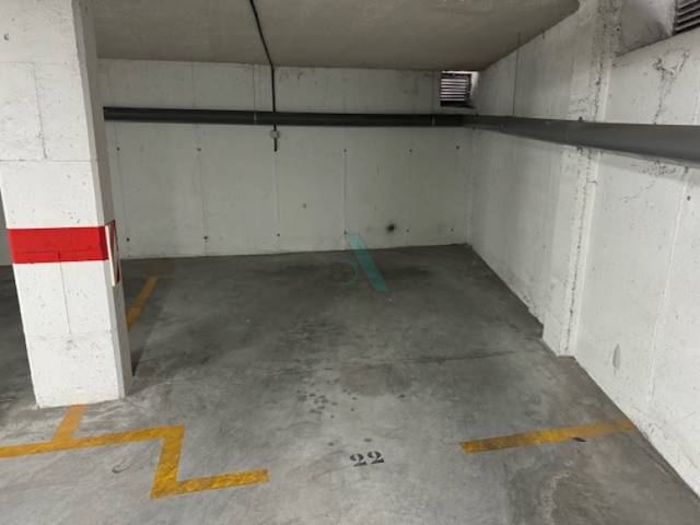 Garaje en Venta en Llanes - Roman Romano  en Llanes pueblo