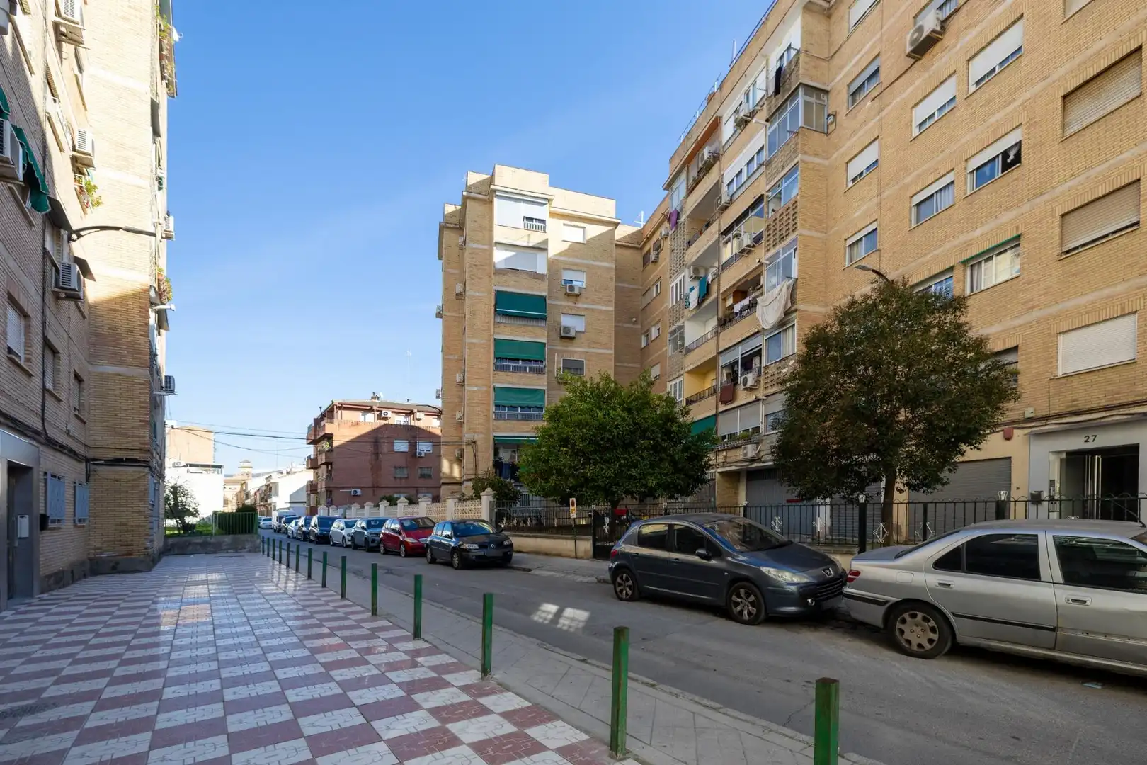 Vista exterior de Planta baja en venta en Granada