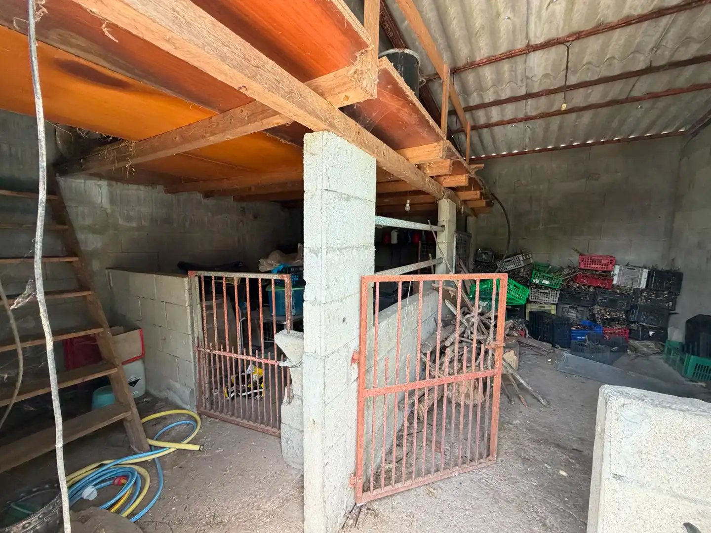 Casa o xalet en venda en A Cañiza   amb Calefacció, Jardí privat i Parquet