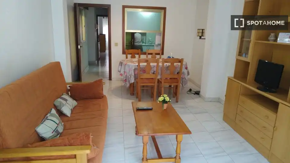 Wohnzimmer von Wohnungen zur untervermieten in Benidorm mit Klimaanlage, Terrasse und Möbliert