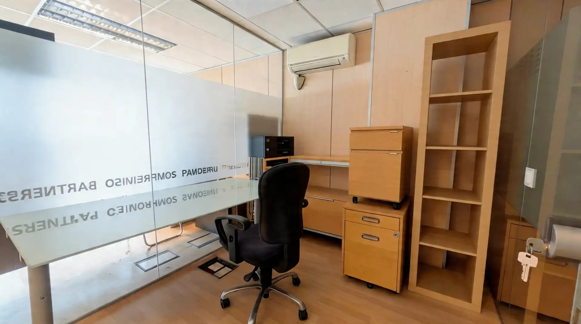 Local comercial en venta en Carrer del Foc Follet, imagen 3