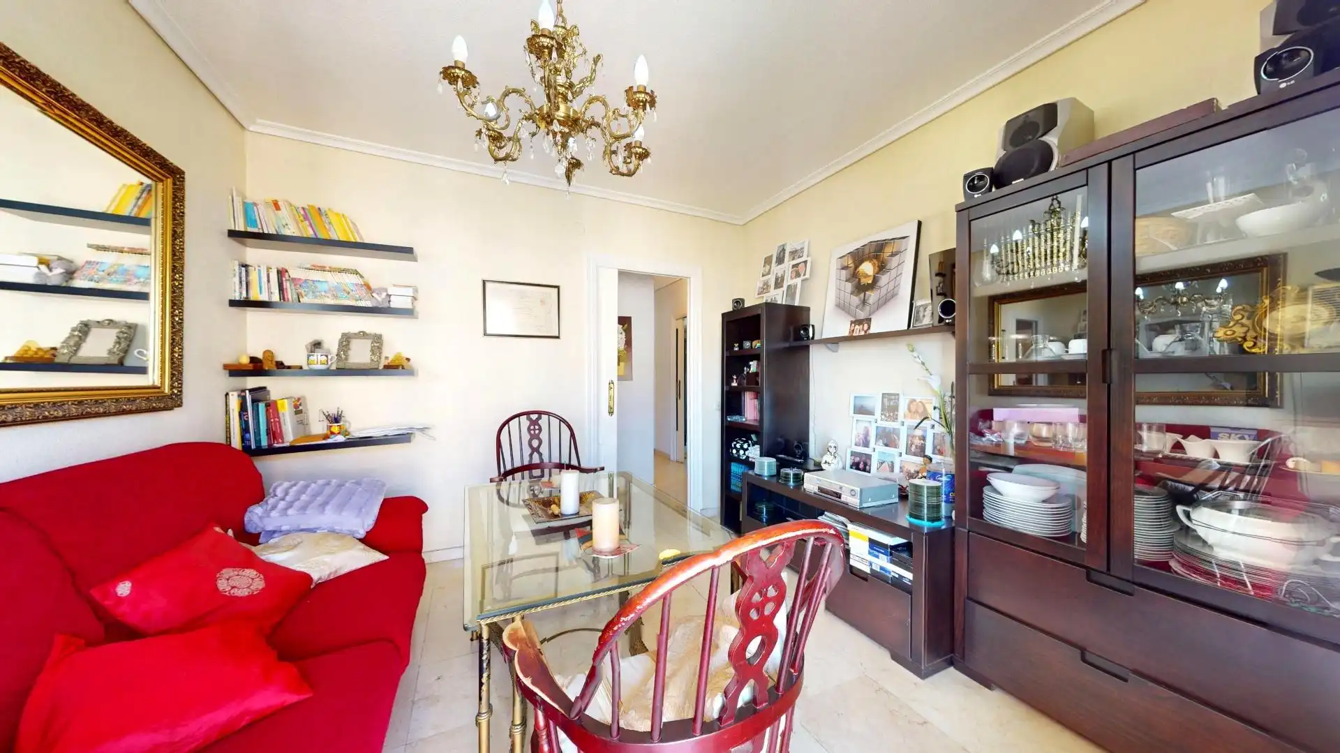 Comedor de Piso en venta en Córdoba con Aire acondicionado, Terraza y Alarma