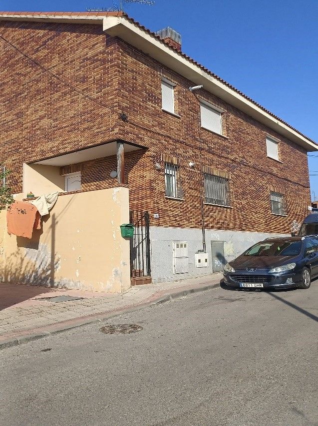 Exterior view of Flat for sale in Colmenarejo