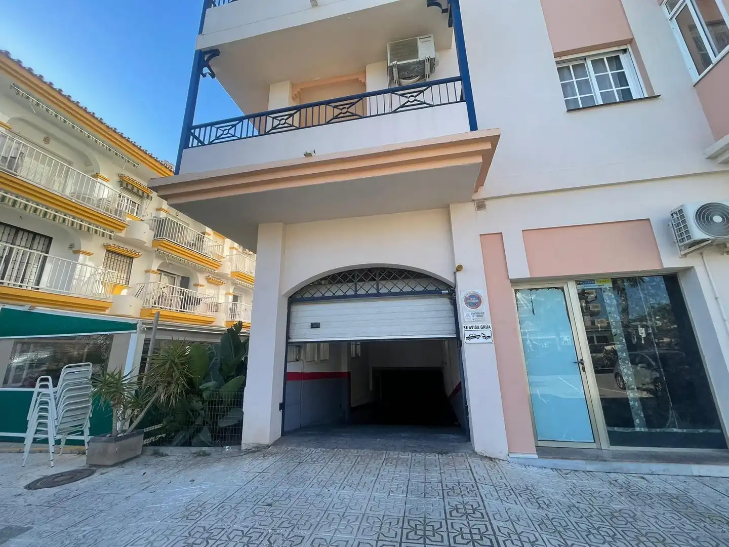 Vista exterior de Garatge en venda en Torrox