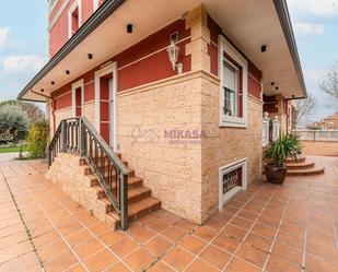 Exterior view of House or chalet for sale in Arroyomolinos (Madrid)  with Air Conditioner, Heating and Terrace