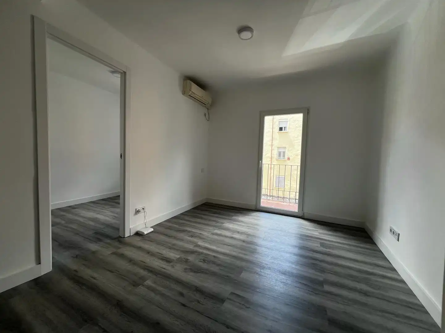 Bedroom of Flat for sale in Madrid