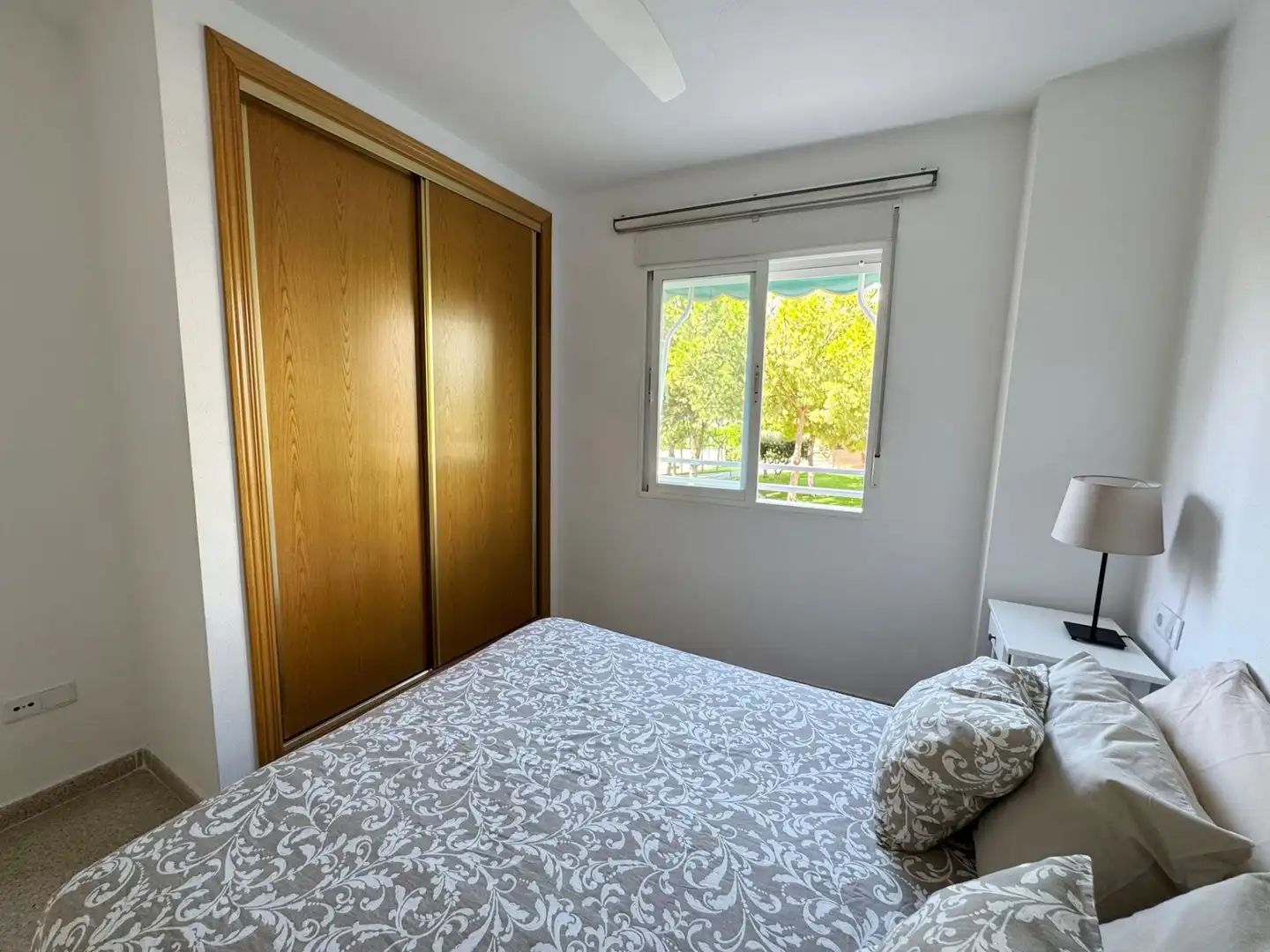 Schlafzimmer von Wohnungen zur Miete in El Campello mit Klimaanlage, Heizung und Terrasse