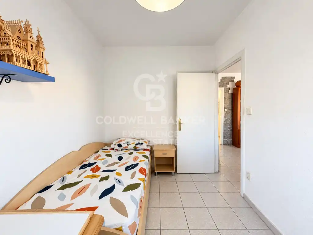 Piso en venta en Valencia con Aire acondicionado, Horno y Lavadora