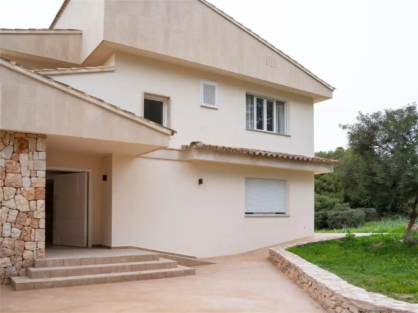 Vista exterior de Casa o xalet en venda en  Palma de Mallorca amb Aire condicionat i Piscina
