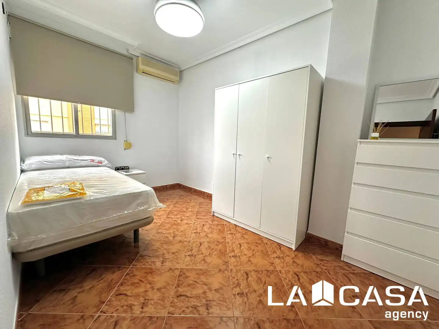 Schlafzimmer von Wohnung zur Miete in Dos Hermanas mit Terrasse
