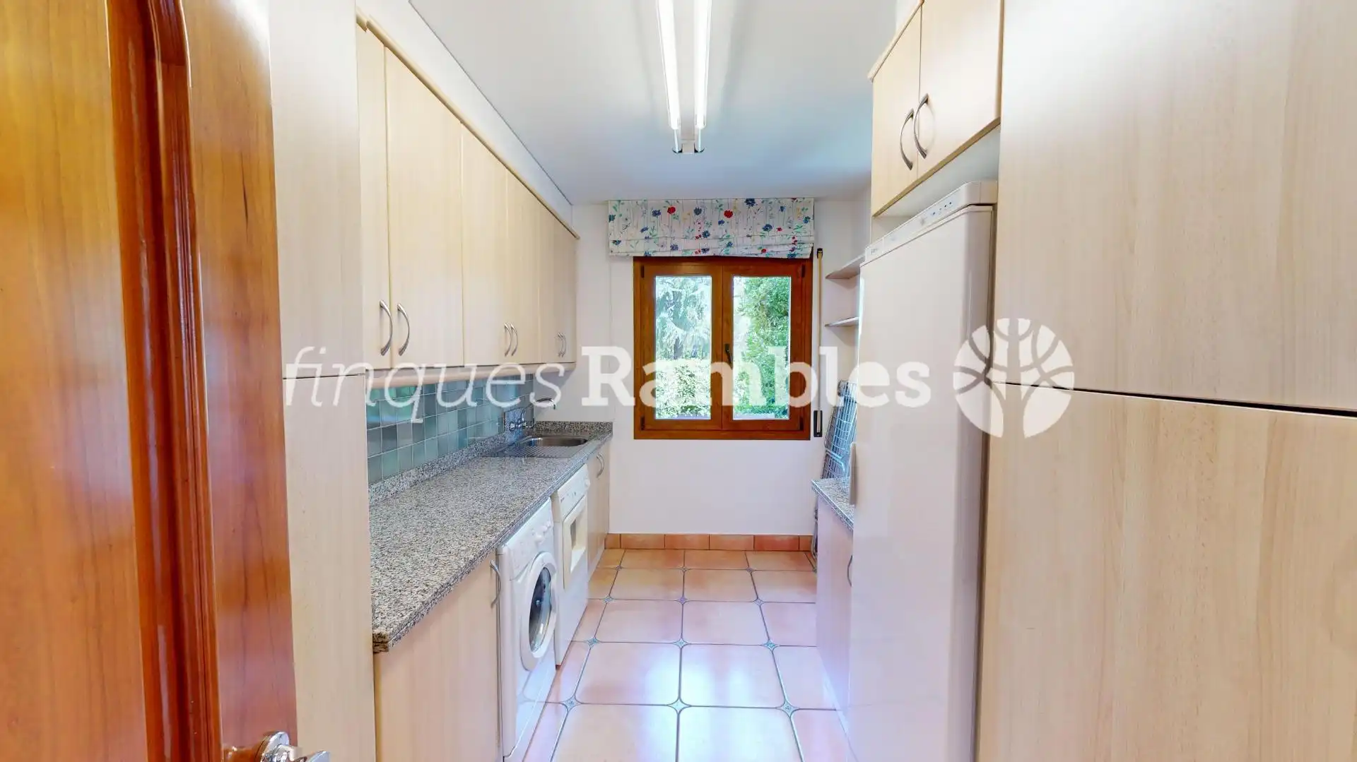 Cocina de Casa o chalet en venta en La Pobla de Claramunt con Calefacción, Jardín privado y Terraza