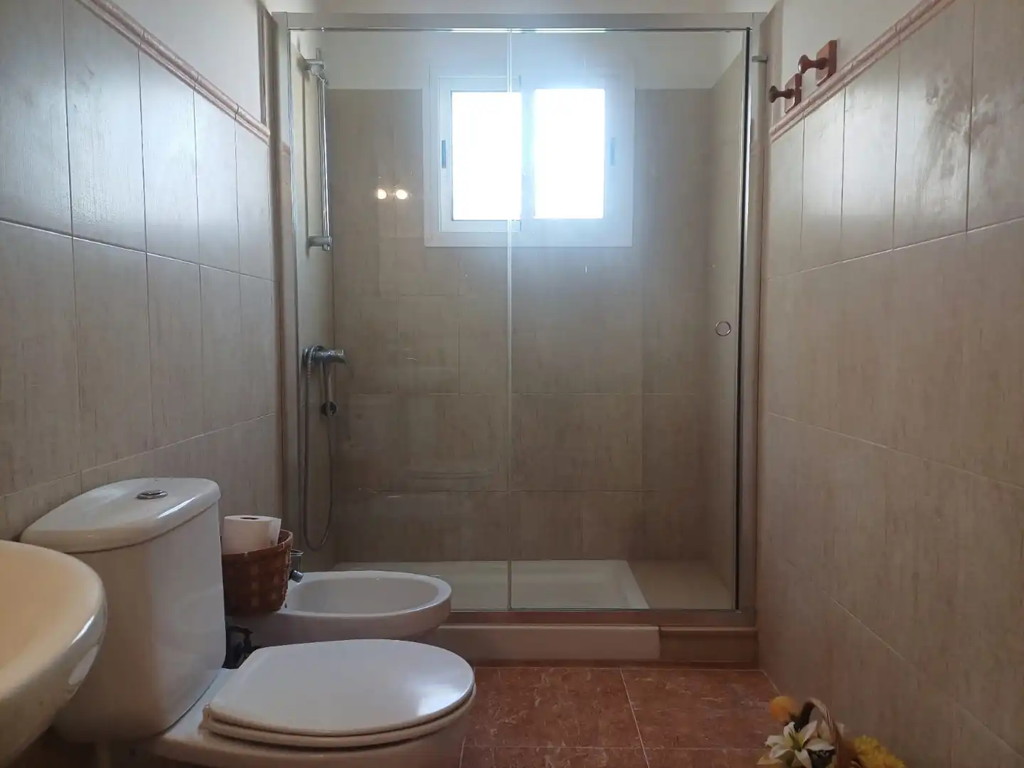 Baño de Casa adosada en venta en Santa Brígida con Terraza y Alarma