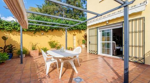 Foto 4 de Casa adosada en venda a Calle Jabea, Nueva Torrequebrada, Benalmádena