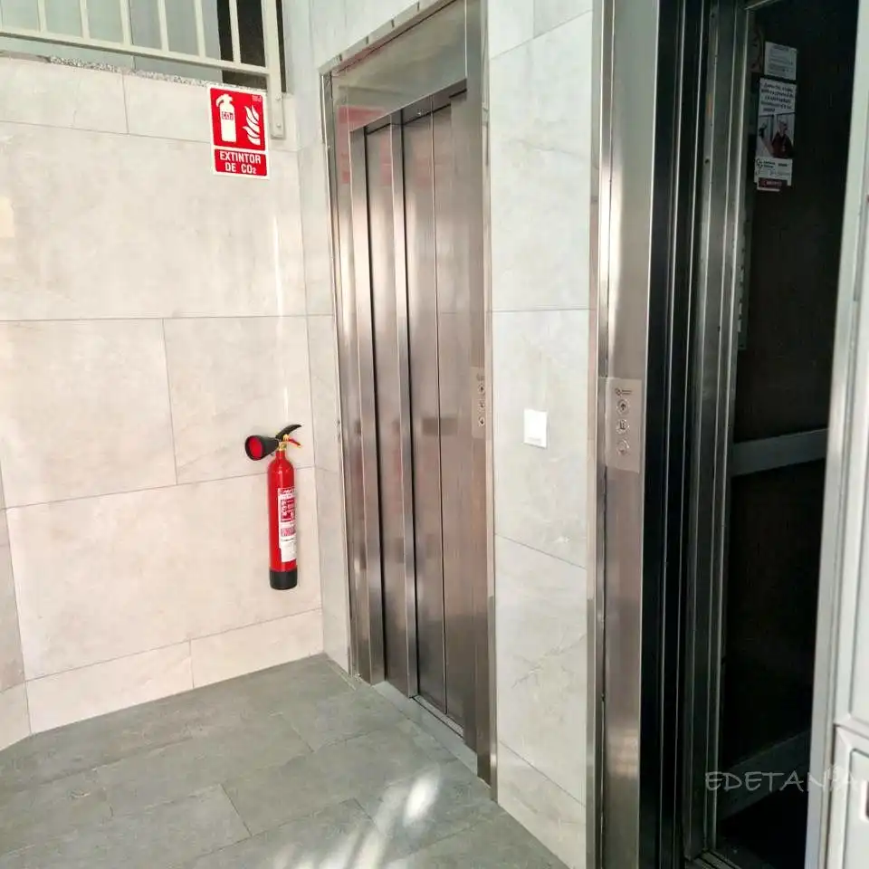 Piso en venta en Cronista Llorens I Raga, Moncada