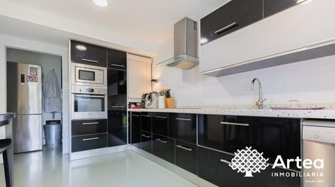 Foto 4 de Casa adosada en venda a Goitioltza Auzoa, Lezama, Bizkaia