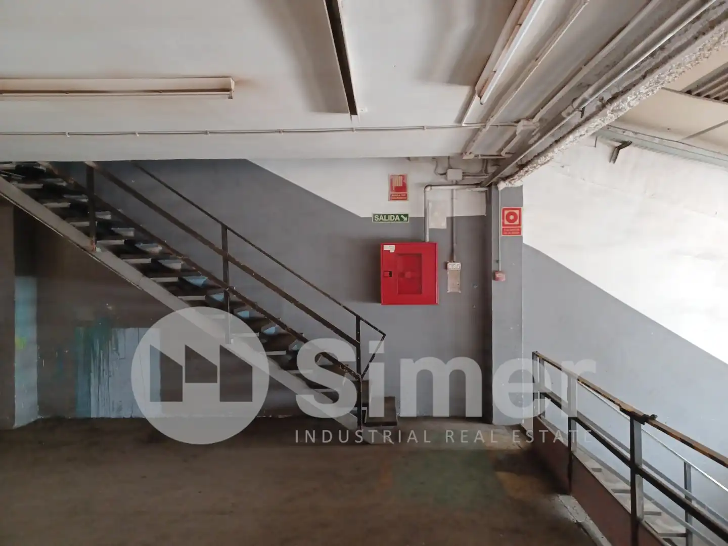 Nave industrial de alquiler en Granollers