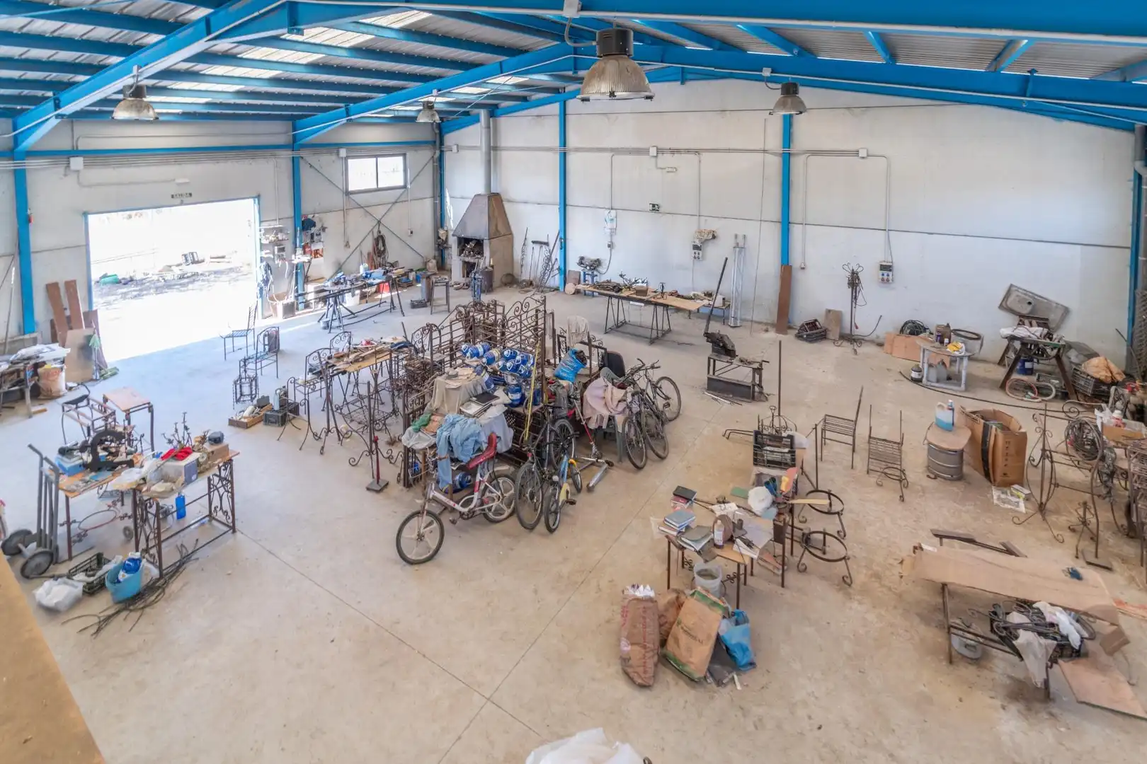 Nave industrial en venta en Cogollos de Guadix